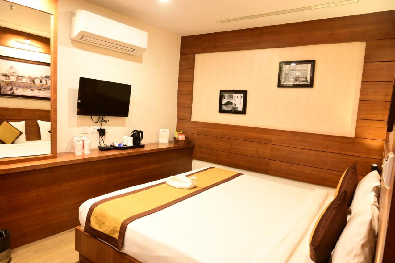 Hotel Silkhouse Premier Danapur Zewnętrze zdjęcie