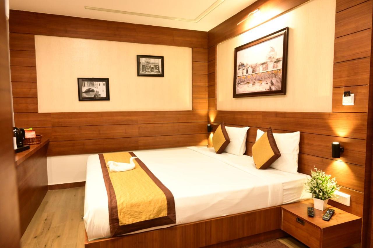 Hotel Silkhouse Premier Danapur Zewnętrze zdjęcie