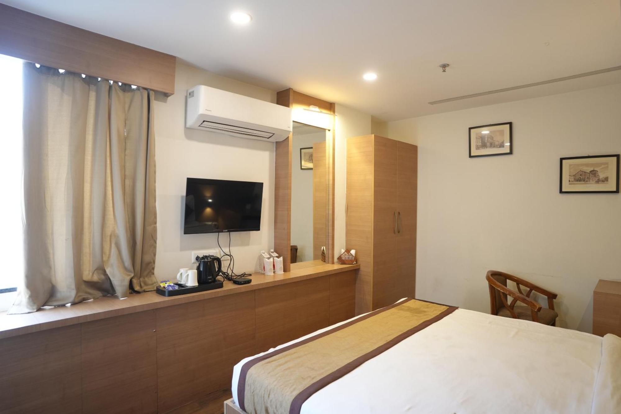 Hotel Silkhouse Premier Danapur Zewnętrze zdjęcie